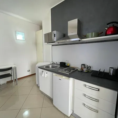 Diana Studio Apartman *